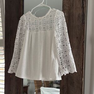 Elegant White Lace Women's Top